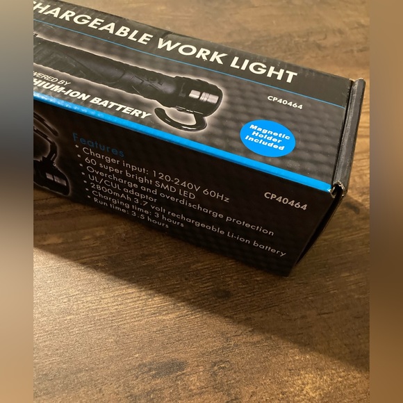 Capri Tools 60 SMD LED Cordless Rechargeable Work Light - Picture 4 of 7